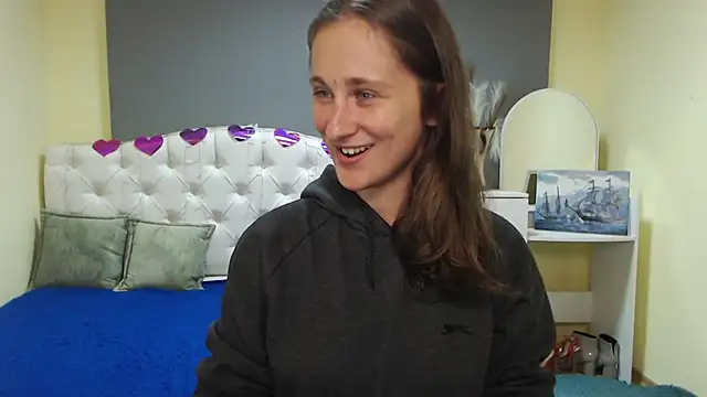 MichelLeee online show from September 2025 11:12:01 AM