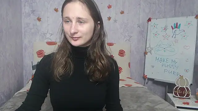 MichelLeee online show from November 2025 12:16:01 PM