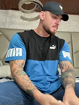 DimitriSullivan  online show from June 2026 03:40:02 PM