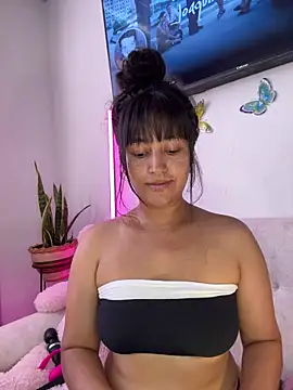 Snapshot of Lady_Rey chatting on July 2026 08:02:01 PM Lady Rey online show from July 2026 08:02:01 PM