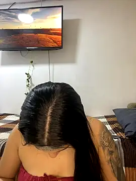 Snapshot of Leyna_Kenet chatting on September 2025 05:51:01 PM Leyna Kenet online show from September 2025 05:51:01 PM