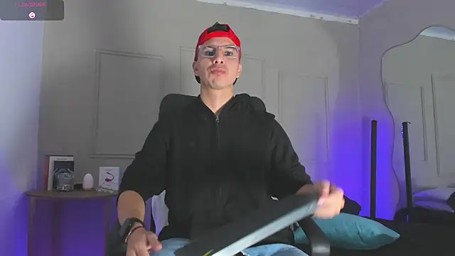 Snapshot of -Bruno-Bs chatting on January 2025 02:09:02 AM -Bruno-Bs online show from January 2025 02:09:02 AM