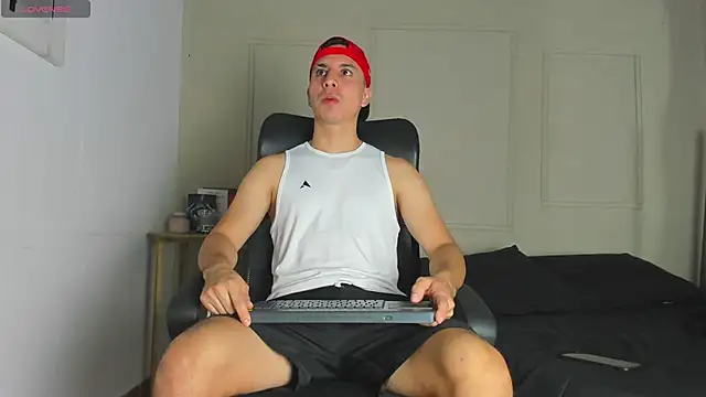 Snapshot of -Bruno-Bs chatting on March 2025 12:17:01 PM -Bruno-Bs online show from March 2025 12:17:01 PM