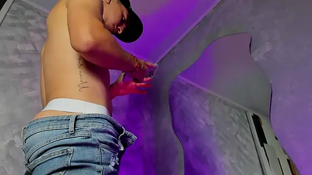 Snapshot of -Bruno-Bs chatting on October 2025 05:44:02 PM -Bruno-Bs online show from October 2025 05:44:02 PM