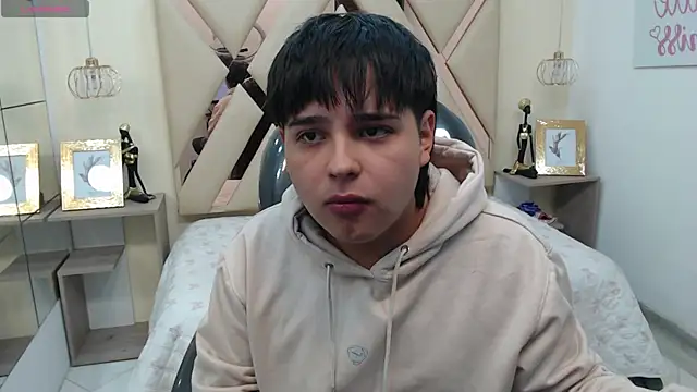 AndrewPherson online show from December 2024 01:14:01 PM