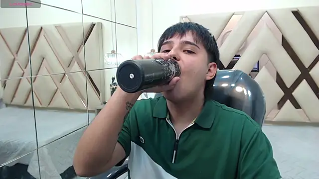 AndrewPherson online show from January 2025 01:48:01 PM