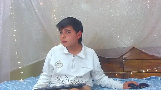 AndrewPherson online show from February 2025 06:13:02 PM