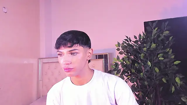 im sebaslopez online show from February 2026 09:29:02 PM