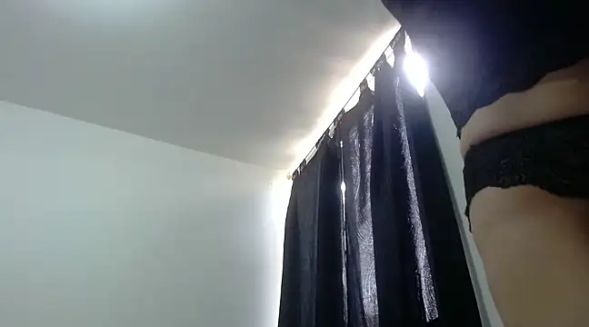 nicolle milf1978 online show from February 2025 03:14:02 PM