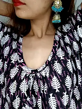 xpihu online show from November 2025 12:57:02 AM