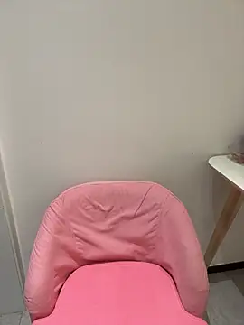 Selenaaaaa- online show from February 2026 02:31:01 PM