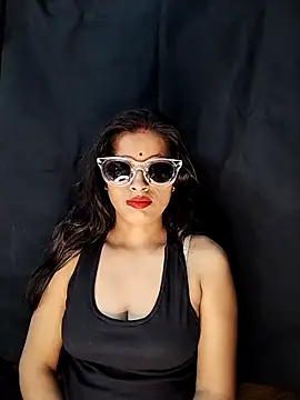 Snapshot of riyagupta5 chatting on November 2025 05:11:01 PM riyagupta5 online show from November 2025 05:11:01 PM