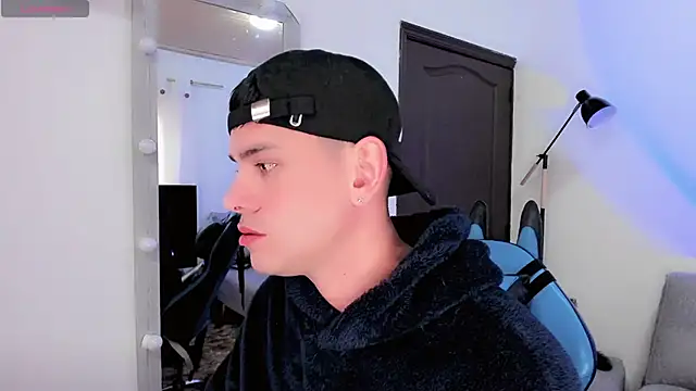 Snapshot of joe_jhon chatting on February 2025 11:34:01 AM joe jhon online show from February 2025 11:34:01 AM