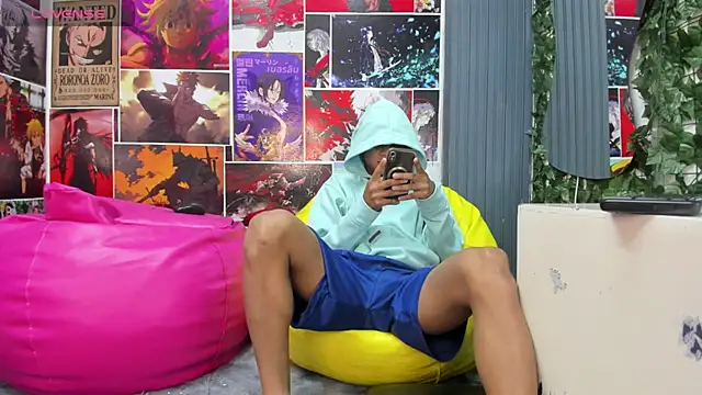 Snapshot of Jeffry_wolvess chatting on January 2025 03:31:02 PM Jeffry wolvess online show from January 2025 03:31:02 PM