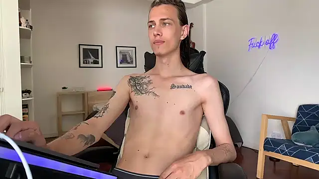 Snapshot of Den_BlueXx chatting on January 2025 02:36:01 PM Den BlueXx online show from January 2025 02:36:01 PM