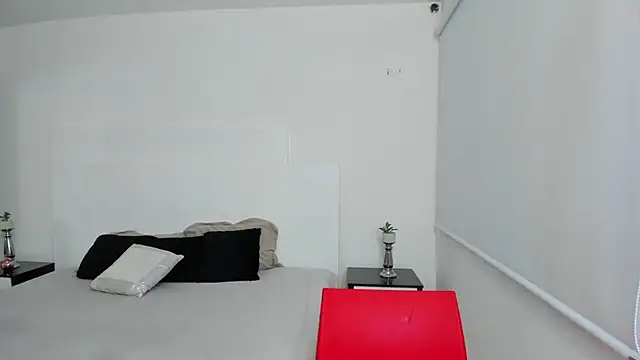 Dylan Taylor online show from February 2025 03:25:01 AM