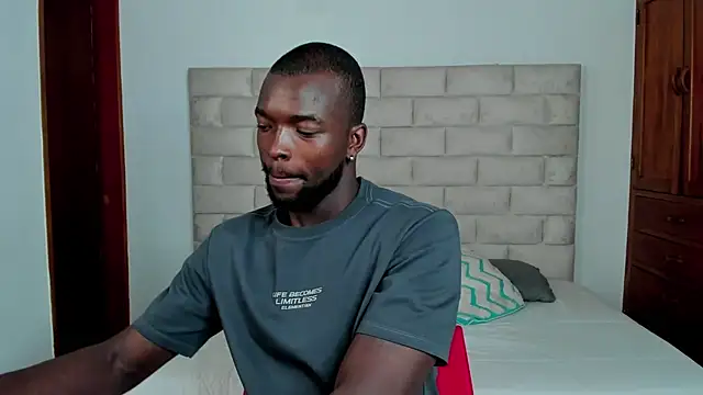 Dylan Taylor online show from November 2025 01:22:01 PM