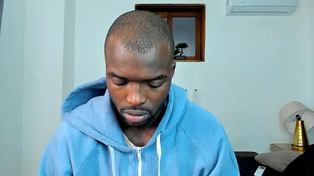 Snapshot of Dylan_Taylor chatting on June 2026 01:43:01 PM Dylan Taylor online show from June 2026 01:43:01 PM