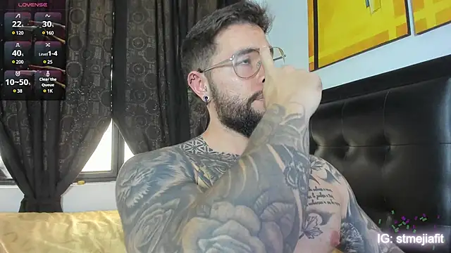 Snapshot of connor_santtos chatting on January 2025 06:29:02 PM connor santtos online show from January 2025 06:29:02 PM