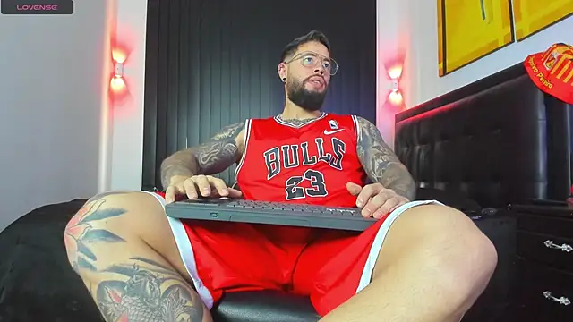 Snapshot of connor_santtos chatting on March 2025 03:13:02 PM connor santtos online show from March 2025 03:13:02 PM