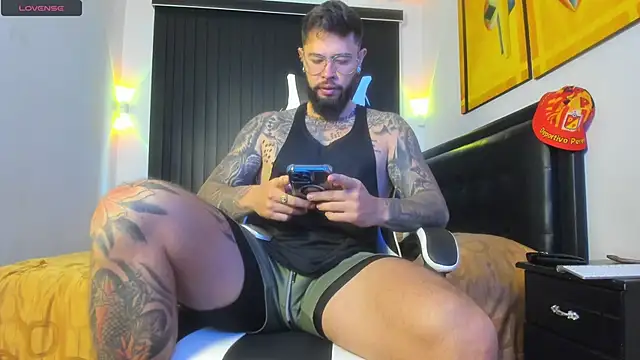 Snapshot of connor_santtos chatting on September 2025 02:39:02 PM connor santtos online show from September 2025 02:39:02 PM