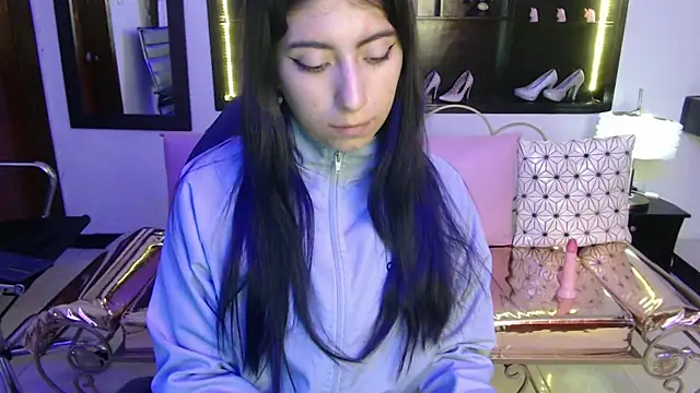 Snapshot of Angela_Diaz_ chatting on January 2025 11:56:02 AM Angela Diaz online show from January 2025 11:56:02 AM