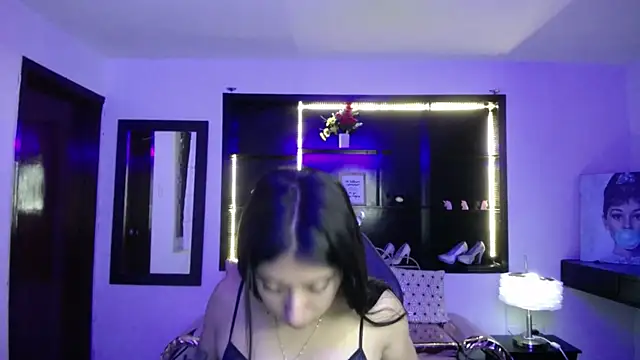 Snapshot of Angela_Diaz_ chatting on January 2025 12:37:01 PM Angela Diaz online show from January 2025 12:37:01 PM