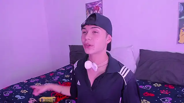 crushnier online show from March 2025 05:24:02 PM