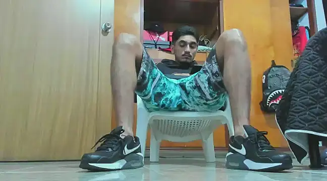 Snapshot of latin_bbc chatting on January 2025 03:23:01 AM latin bbc online show from January 2025 03:23:01 AM