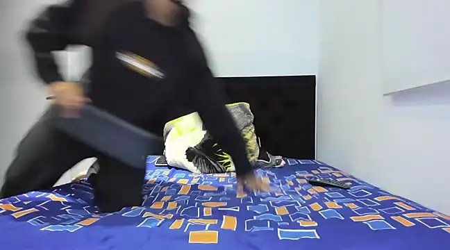 Snapshot of latin_bbc chatting on February 2025 03:13:02 AM latin bbc online show from February 2025 03:13:02 AM