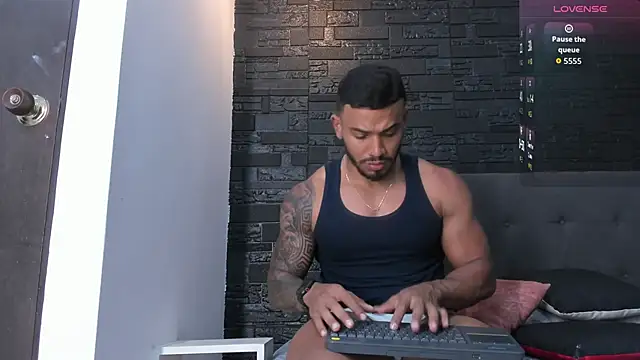 bruno miller  online show from November 2025 09:09:01 PM