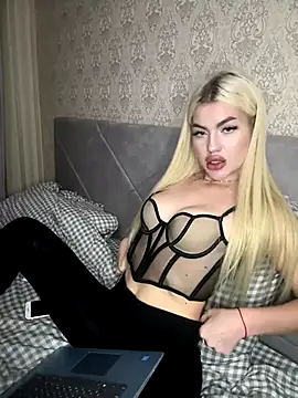 Snapshot of Cute_Barbieee_ chatting on December 2024 10:03:02 PM Cute Barbieee online show from December 2024 10:03:02 PM