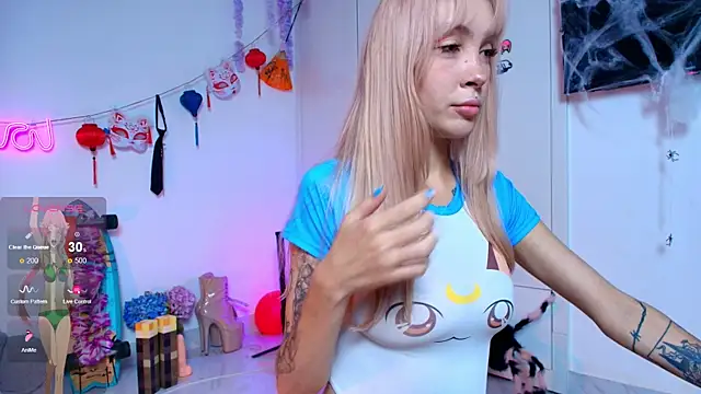 Snapshot of sweed_angel chatting on November 2025 05:50:01 AM sweed angel online show from November 2025 05:50:01 AM