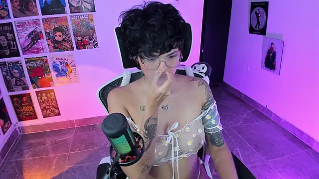 gooddess isis online show from February 2026 04:35:02 AM