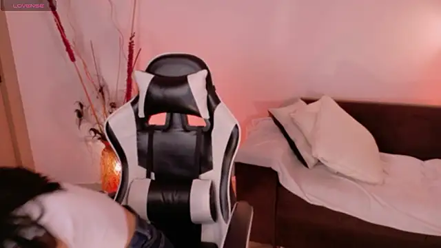 AnabelWolf online show from March 2026 03:50:02 PM