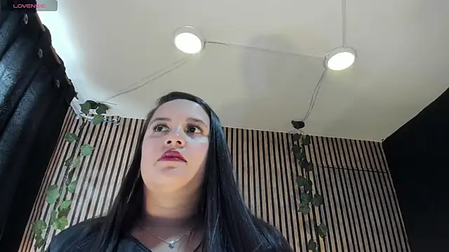 Victoria Ponce1 online show from February 2025 07:33:02 PM