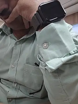 samee00721 online show from April 2026 09:14:02 AM