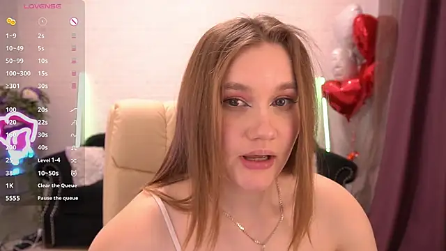 Snapshot of FoxyyKate chatting on February 2025 05:38:02 PM FoxyyKate online show from February 2025 05:38:02 PM