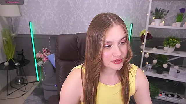 Snapshot of FoxyyKate chatting on September 2025 08:54:01 PM FoxyyKate online show from September 2025 08:54:01 PM