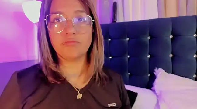 Snapshot of Pandoracherry chatting on February 2025 03:04:02 AM Pandoracherry online show from February 2025 03:04:02 AM