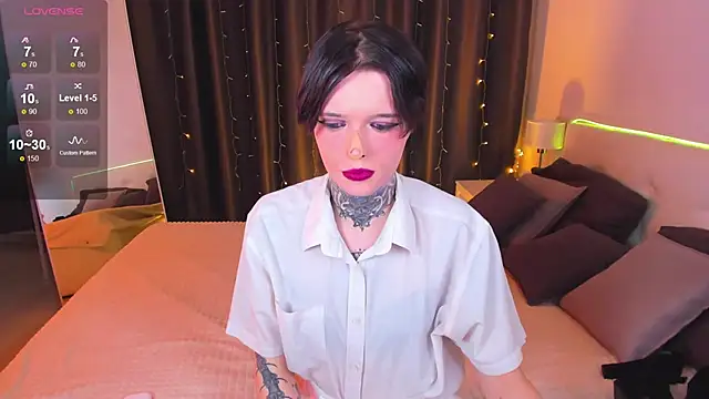 Snapshot of Simona_Rain chatting on January 2025 05:50:02 AM Simona Rain online show from January 2025 05:50:02 AM