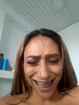 Snapshot of salome_drasin chatting on November 2025 04:42:01 PM salome drasin online show from November 2025 04:42:01 PM