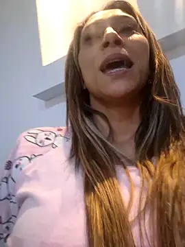 Snapshot of salome_drasin chatting on November 2025 04:33:02 AM salome drasin online show from November 2025 04:33:02 AM