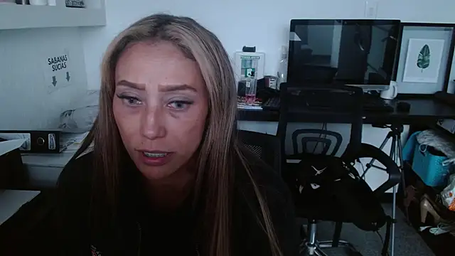 salome drasin online show from February 2026 02:48:01 PM