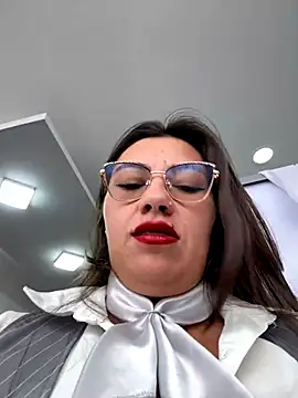 LIZ-06  online show from December 2025 04:48:01 PM