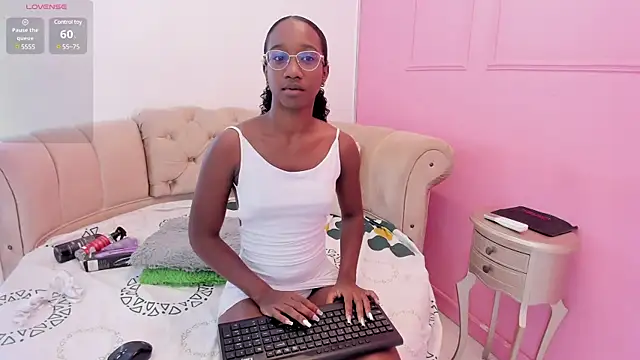 briannaduque online show from January 2025 12:30:02 PM