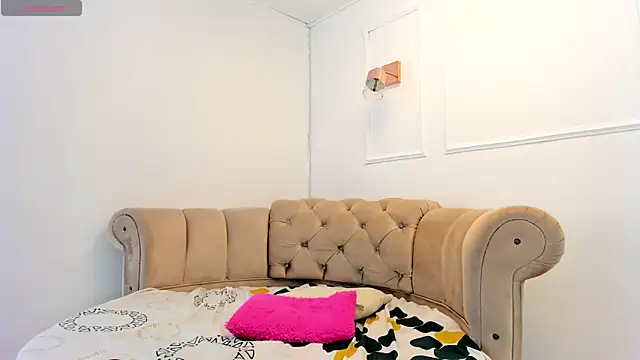 briannaduque online show from February 2025 12:03:02 PM