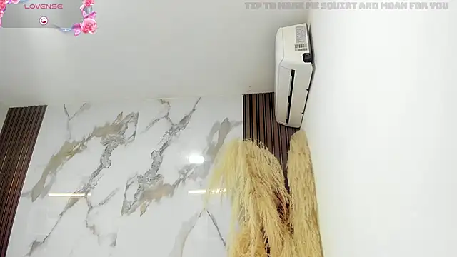 briannaduque online show from September 2025 05:18:01 PM