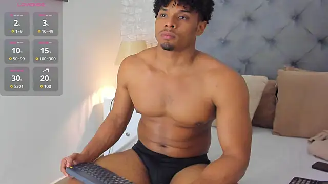 Jacub Micke1 online show from January 2025 02:15:02 AM