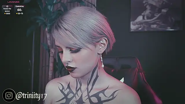 Snapshot of Trinity___s chatting on January 2025 04:19:01 PM Trinity s online show from January 2025 04:19:01 PM